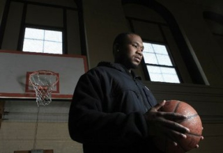 Illustration for article titled The Hoops Messiah Of America's Second Most Dangerous City Mulls An NBA Comeback